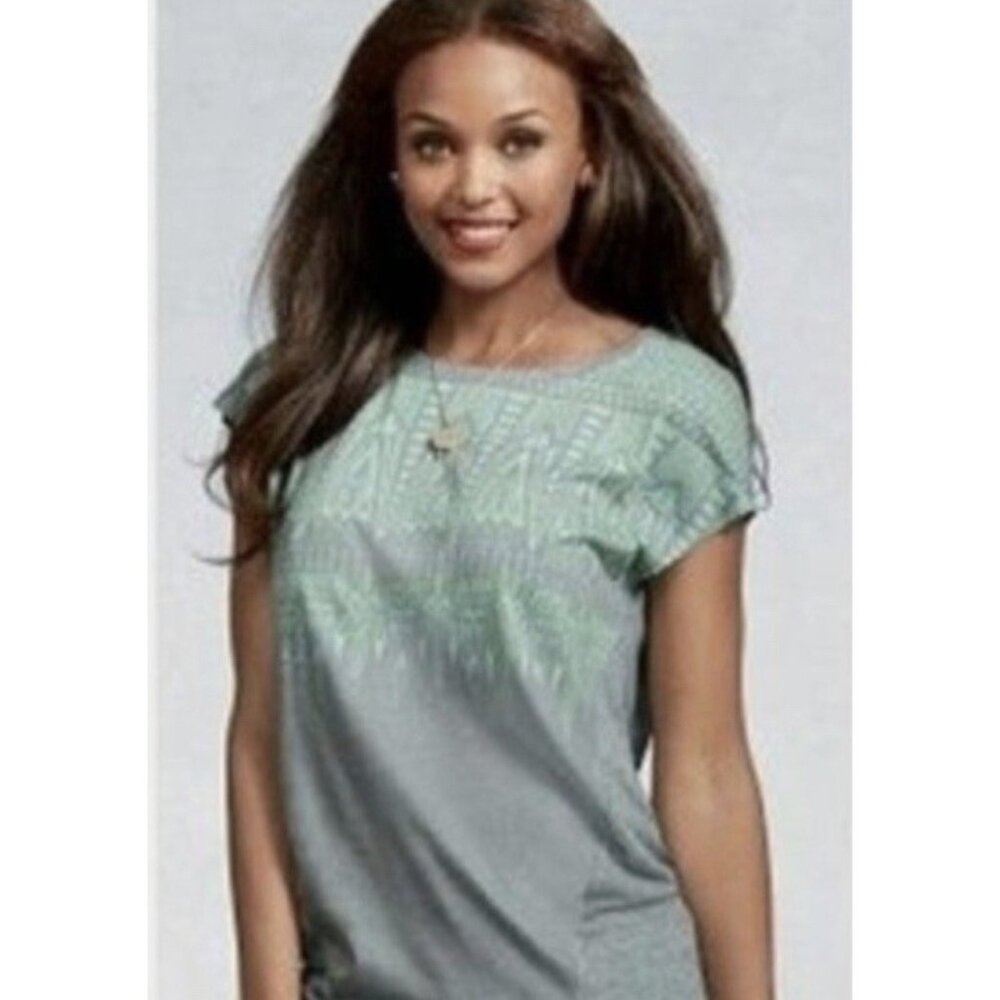 CAbi Wms Sz Small Gray/Mint Green Printed Top Blouse Short Sleeve Rubbed Back
